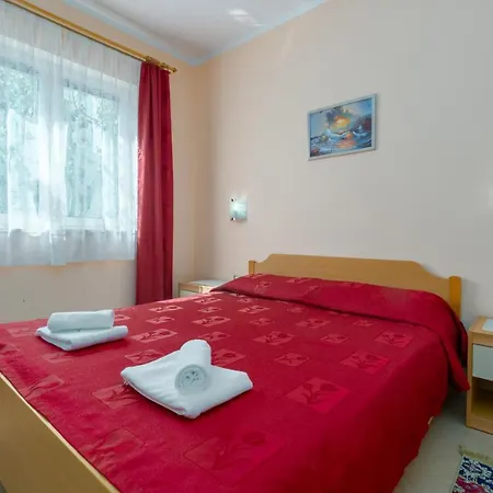 Apartments Maria Porec Exterior photo