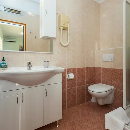 Apartments Maria Porec Exterior photo